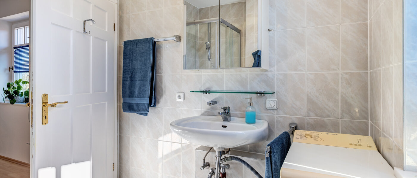 Apartment München Waldperlach 03 Badezimmer 2539