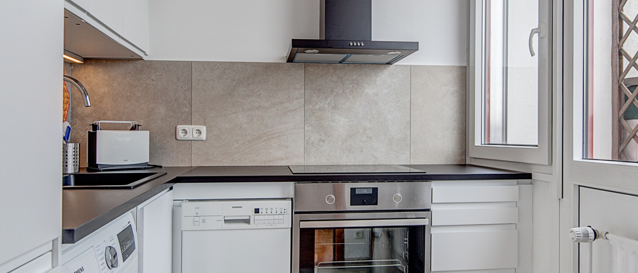 Dachterrassenwohnung München Maxvorstadt 02 Küche 255
