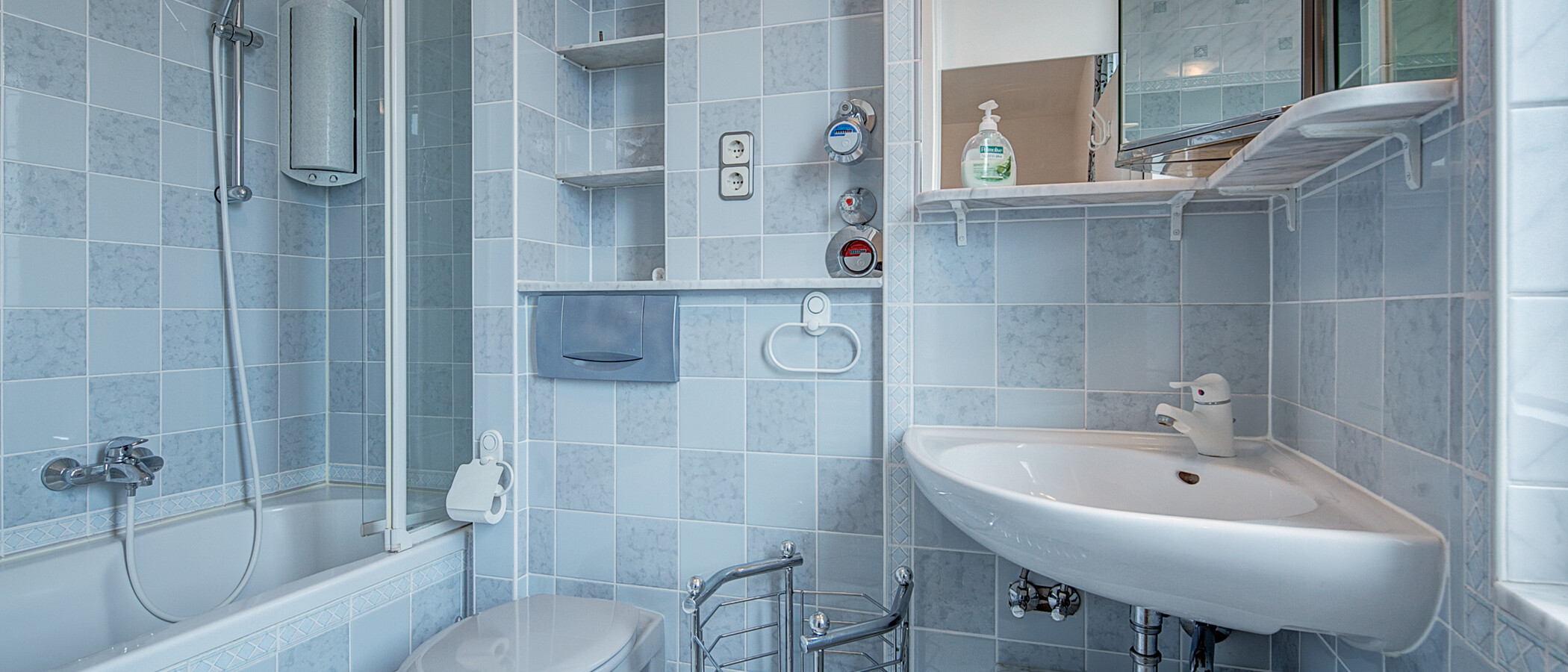 Dachterrassenwohnung München Maxvorstadt 01 Badezimmer 255