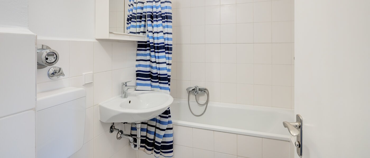Wohnung München Schwabing-Nord (zw. Belgrad- & Leopoldstraße) 01 Badezimmer 2635