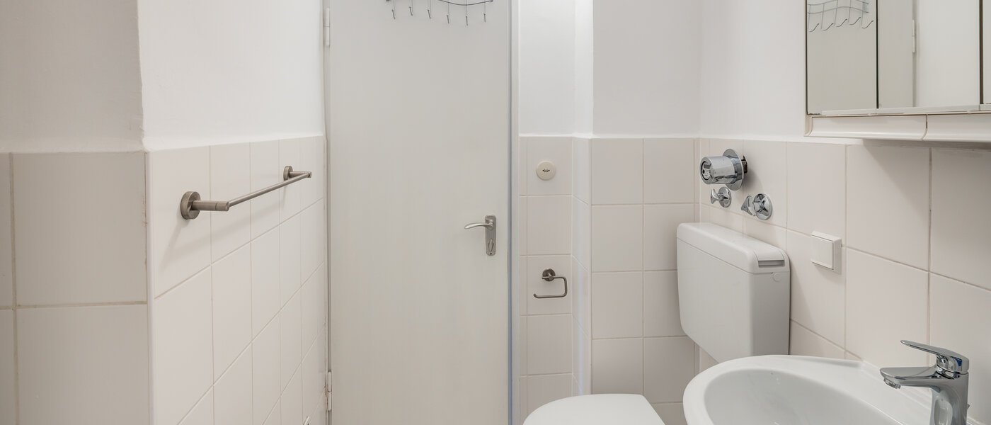 Wohnung München Schwabing-Nord (zw. Belgrad- & Leopoldstraße) 02 Badezimmer 2635