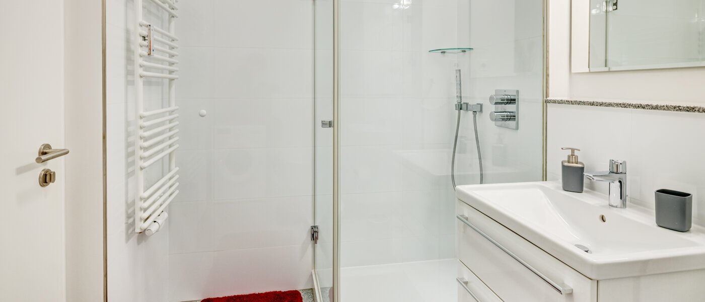 Wohnung München Harlaching 03 Badezimmer 2673