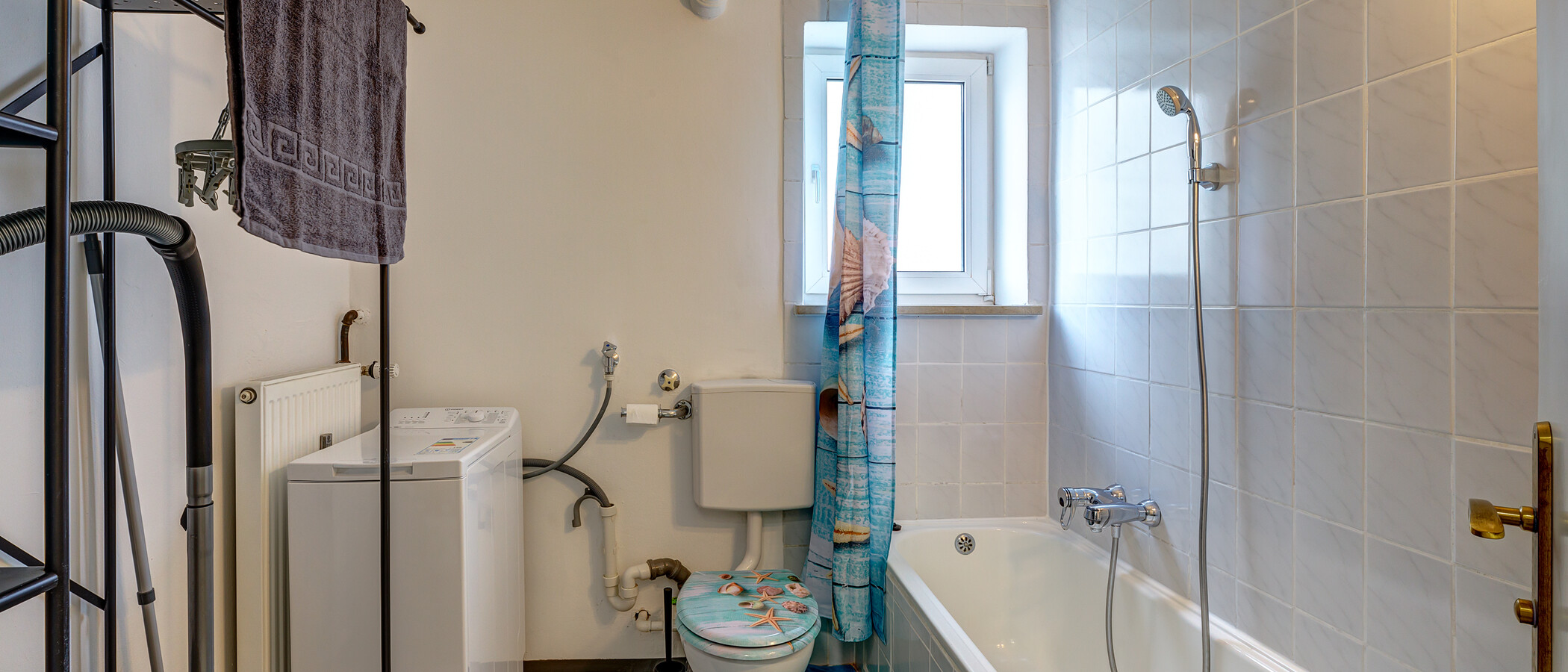 Apartment München Neuhausen 02 Badezimmer 2682