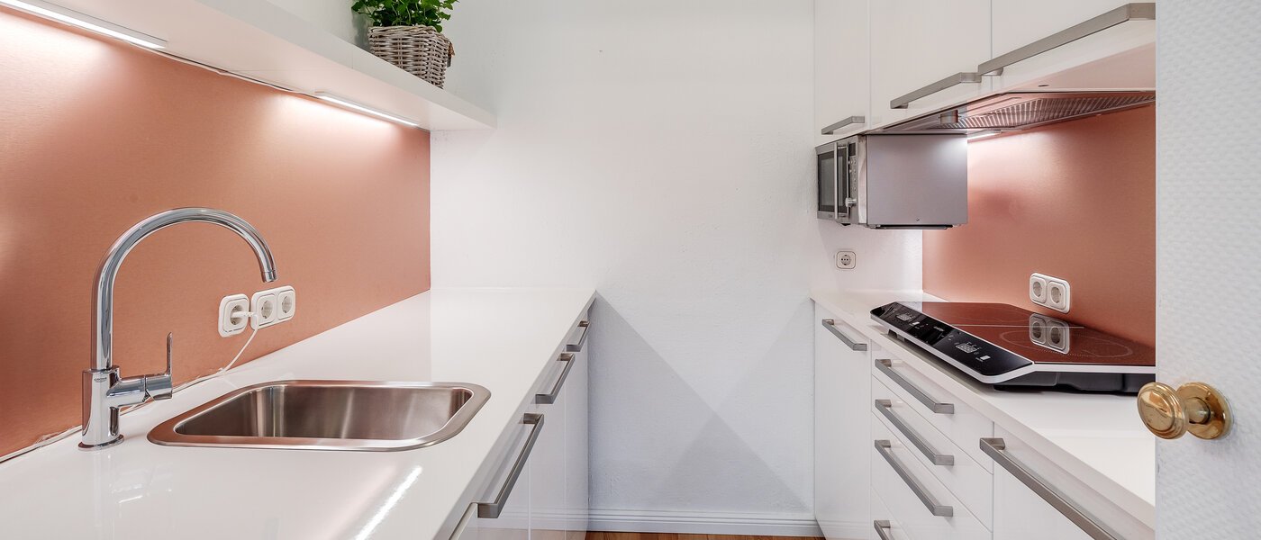 Wohnung München Schwabing (rechts der Leopoldstraße) 01 Küche 2699