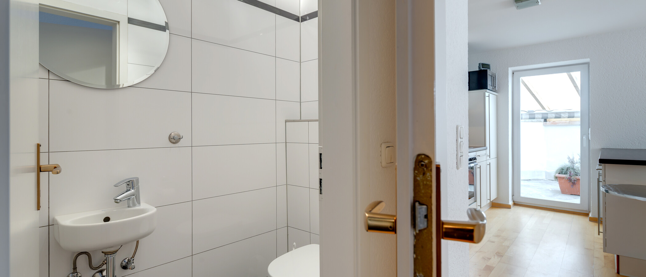 Dachterrassenwohnung München Lehel 01 Gäste-WC 2849