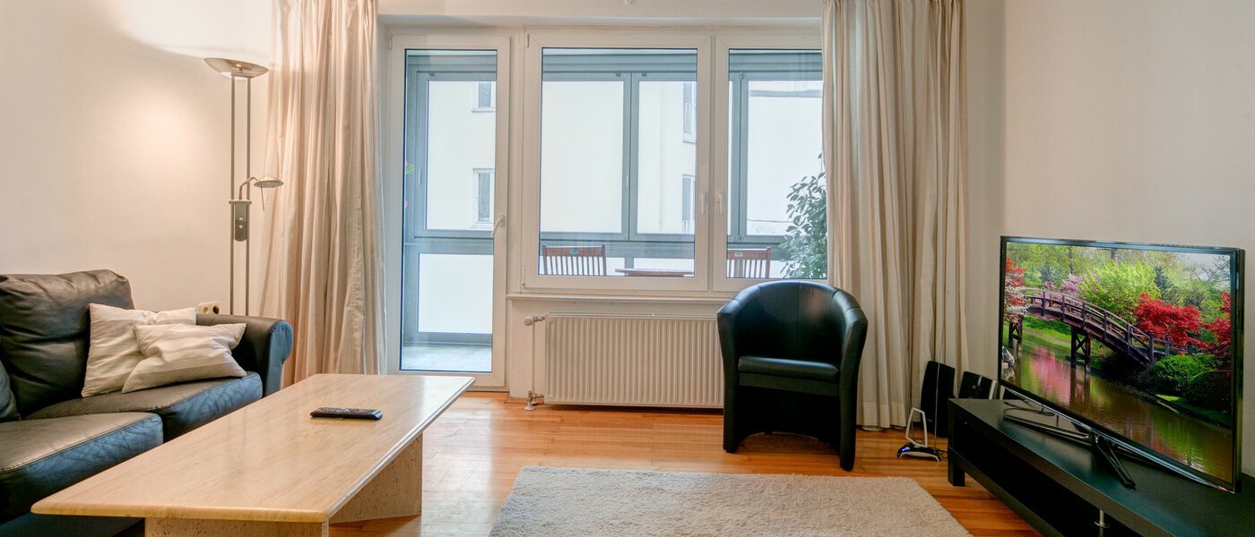 Wohnung München Schwabing-Nord (zw. Leopoldstraße & Englischen Garten) 02 Wohnen 3091