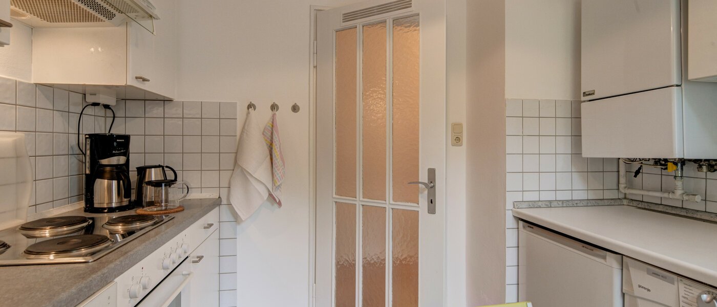 Wohnung München Schwabing-Nord (zw. Leopoldstraße & Englischen Garten) 04 Küche 3091