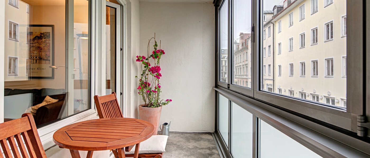 Wohnung München Schwabing-Nord (zw. Leopoldstraße & Englischen Garten) 02 Balkon 3091