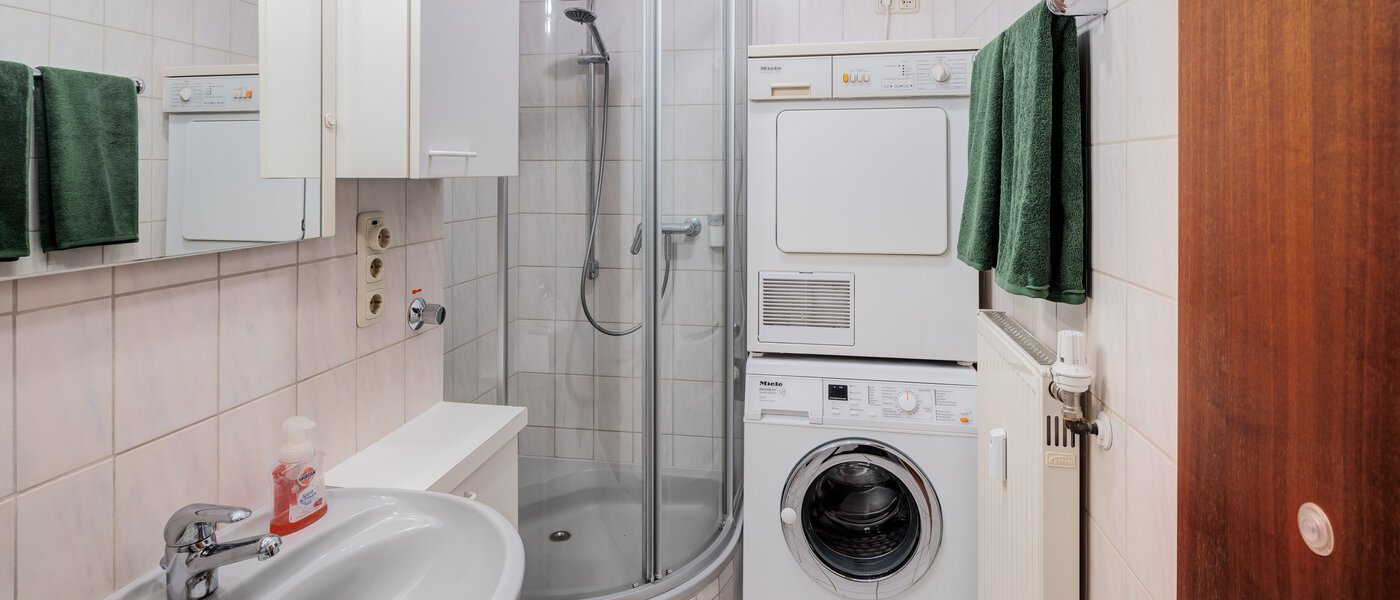 Wohnung München Harlaching 03 Badezimmer 3096