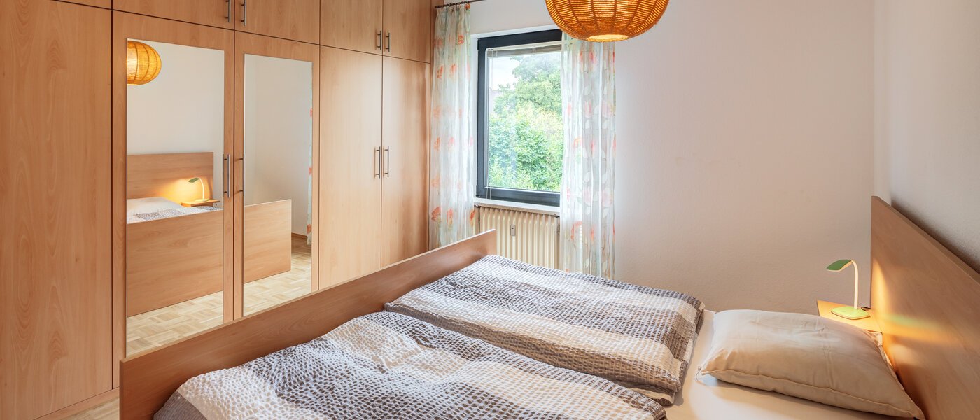 Wohnung München Harlaching 01 1. Schlafzimmer 3096