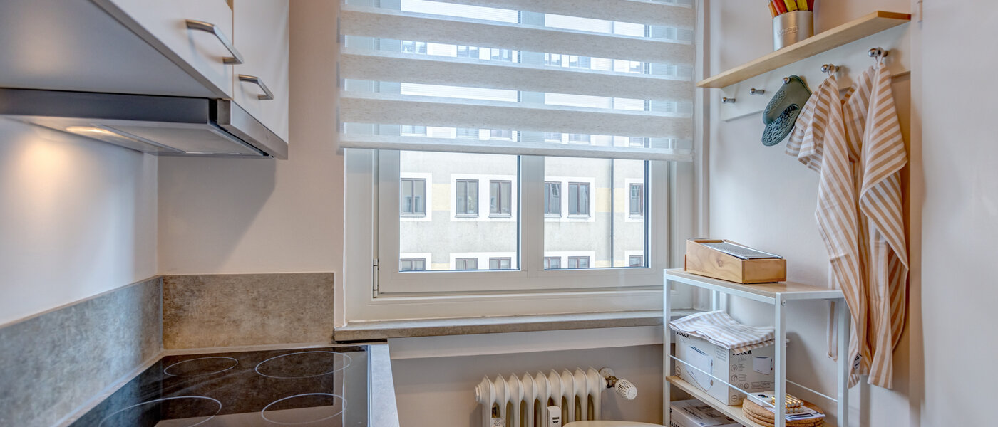 Wohnung München Schwabing (links der Leopoldstraße) 03 Küche 3177