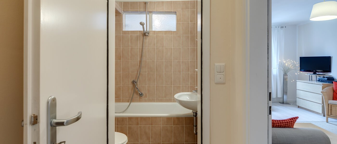 Wohnung München Schwabing (links der Leopoldstraße) 01 Flur/Gang 3177