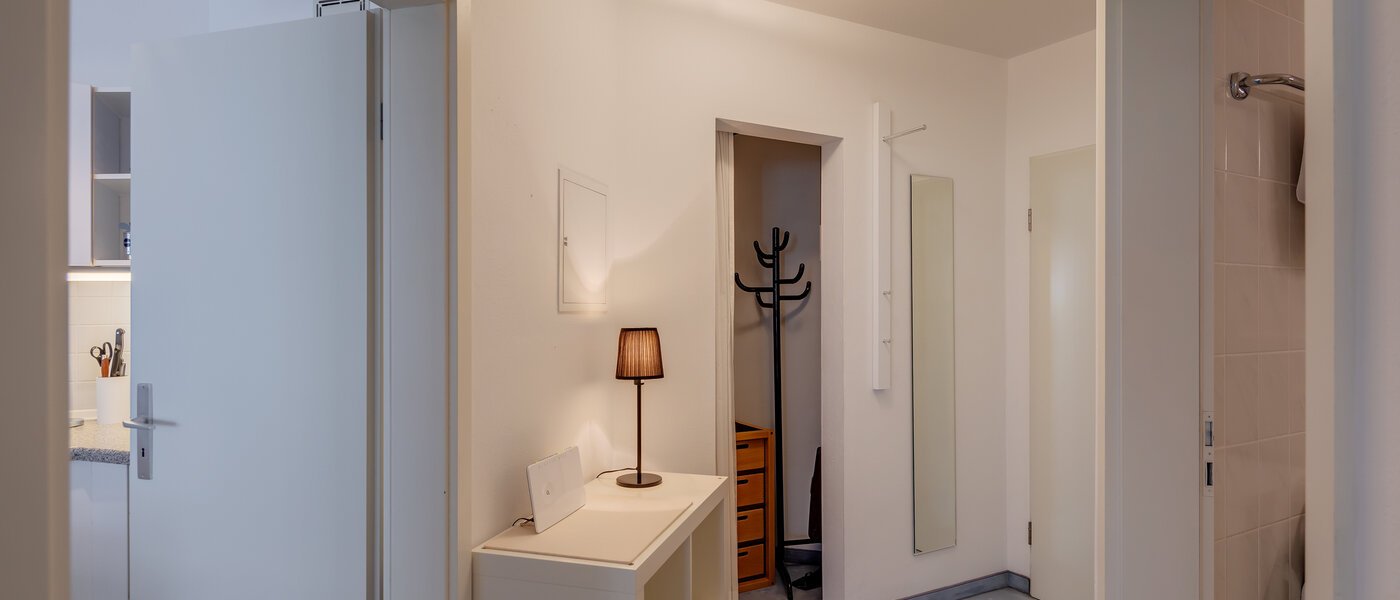 Wohnung München Schwabing-West (rund um den Hohenzollernplatz) 02 Flur/Gang 3242