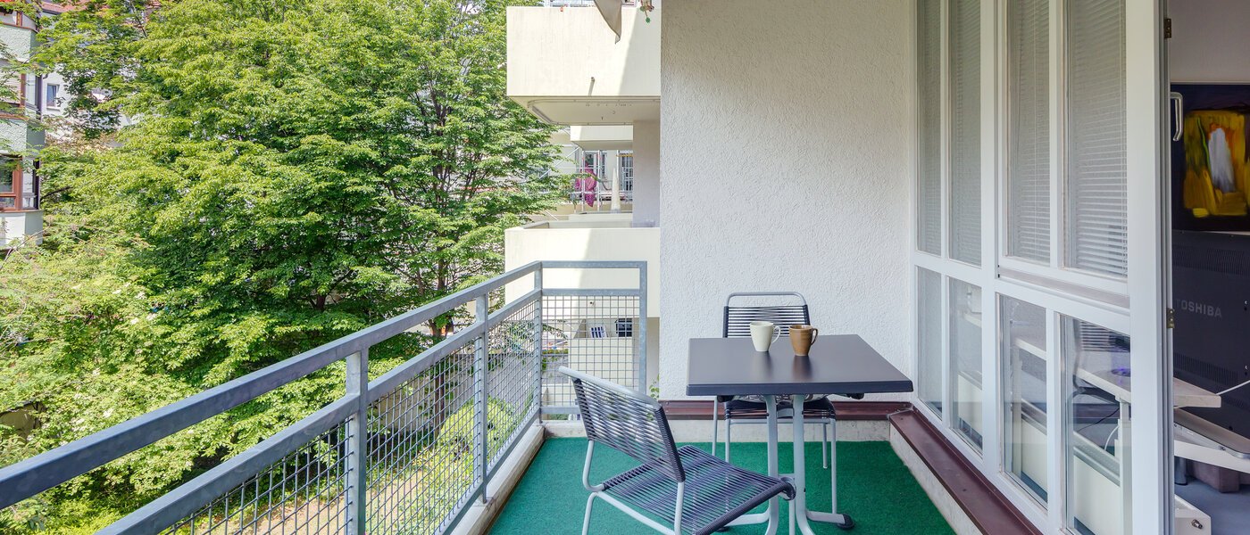 Wohnung München Schwabing-West (rund um den Hohenzollernplatz) 02 Balkon 3242
