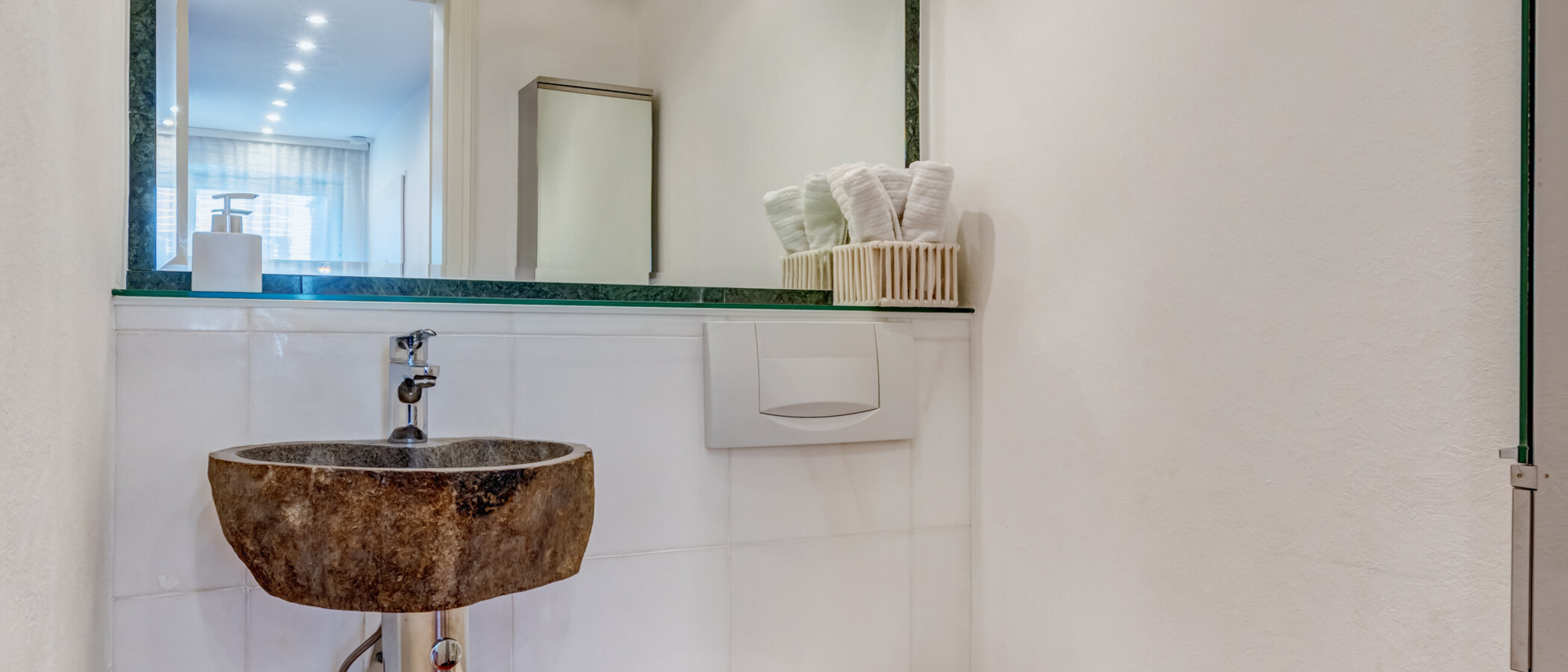 Maisonettewohnung München Herzogpark 01 Gäste-WC 3249