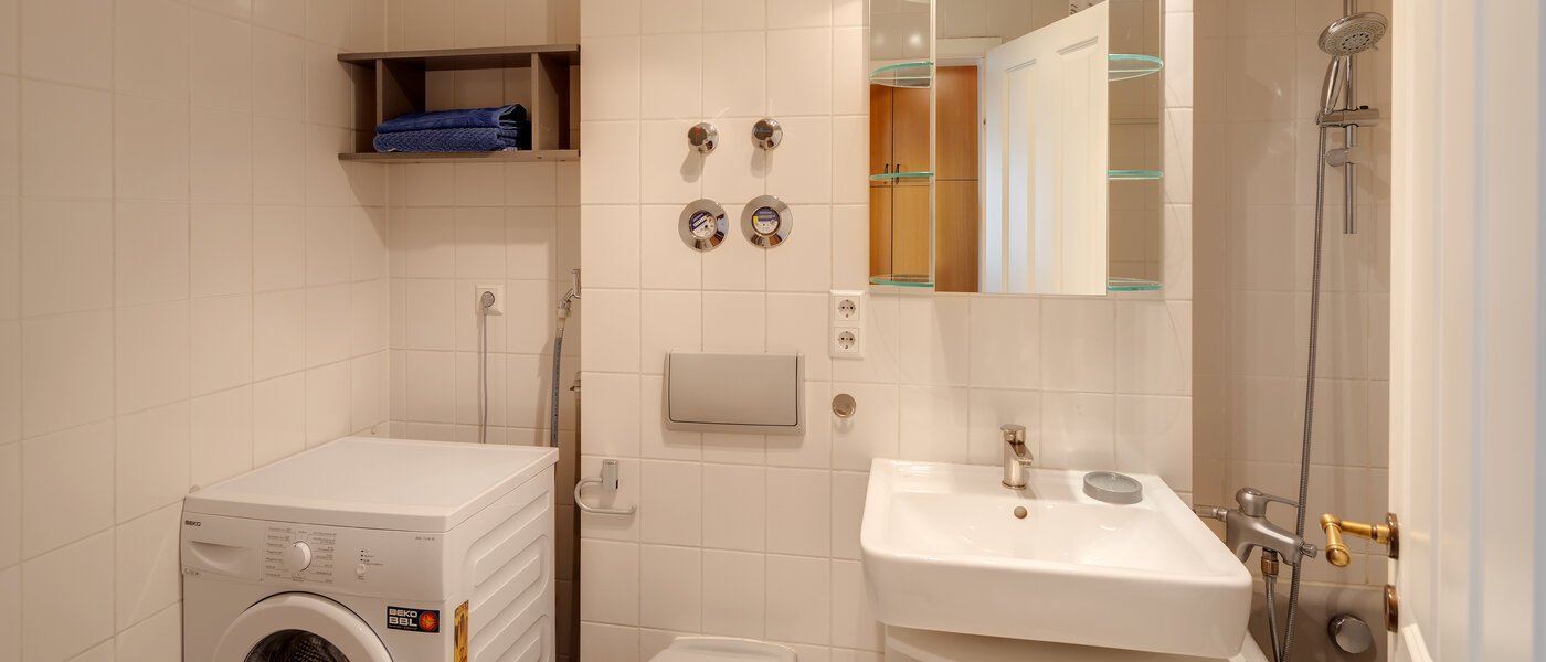Wohnung München Neuhausen 01 Badezimmer 3288