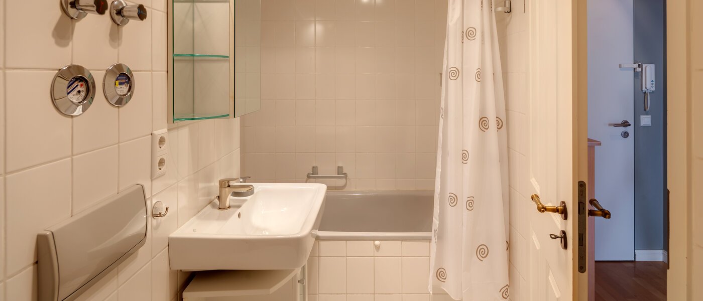 Wohnung München Neuhausen 02 Badezimmer 3288