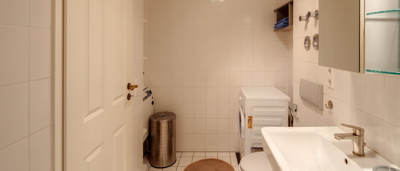 Wohnung München Neuhausen 03 Badezimmer 3288