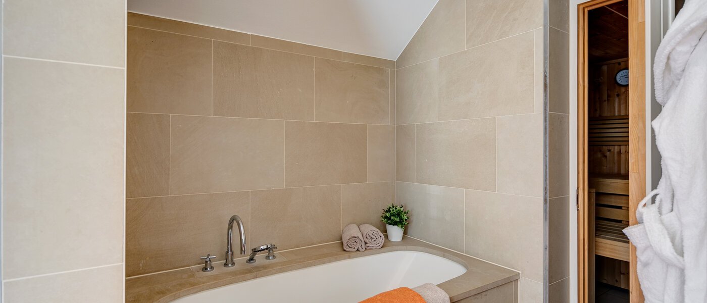 Doppelhaushälfte München Schwabing (links der Leopoldstraße) 04 Badezimmer 3396