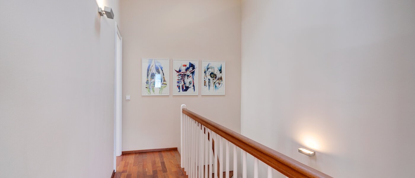 Doppelhaushälfte München Schwabing (links der Leopoldstraße) 05 Flur/Gang 3396