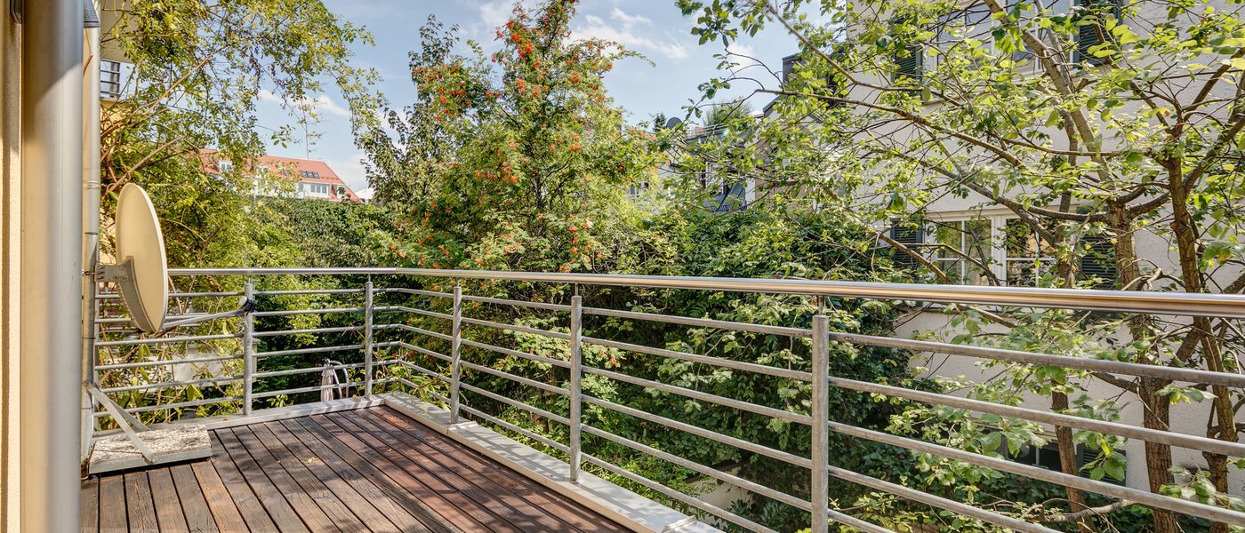 Doppelhaushälfte München Schwabing (links der Leopoldstraße) 03 Balkon 3396