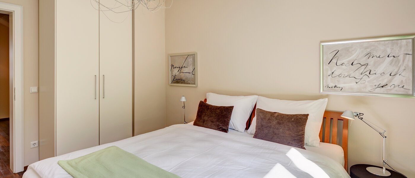 Doppelhaushälfte München Schwabing (links der Leopoldstraße) 02 3. Schlafzimmer 3396