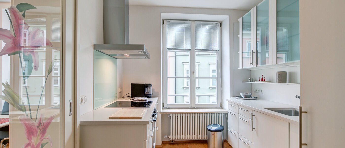 Wohnung München Gärtnerplatzviertel 01 Küche 3461