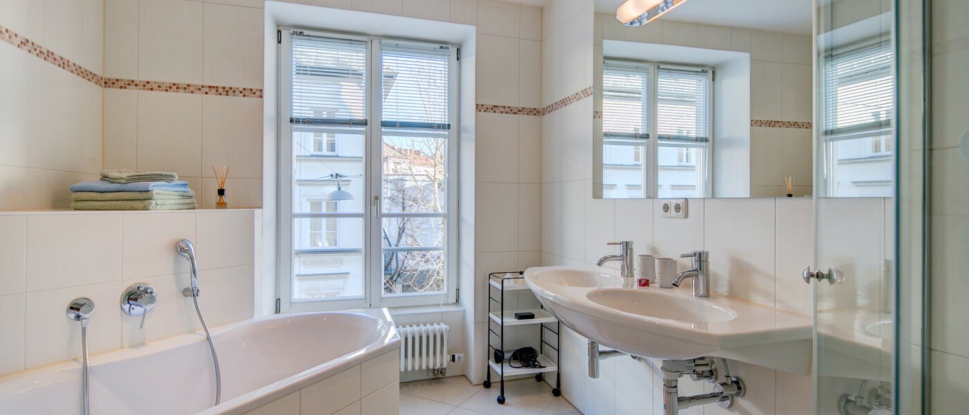 Wohnung München Gärtnerplatzviertel 01 Badezimmer 3462
