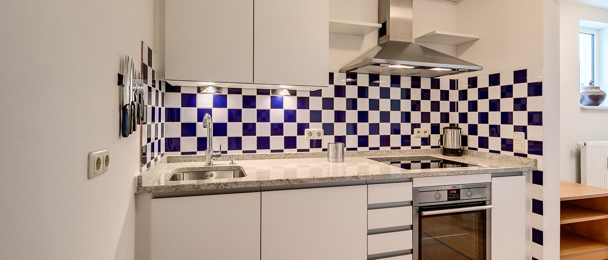 Wohnung München Maxvorstadt - Museumsviertel 01 Küche 3547