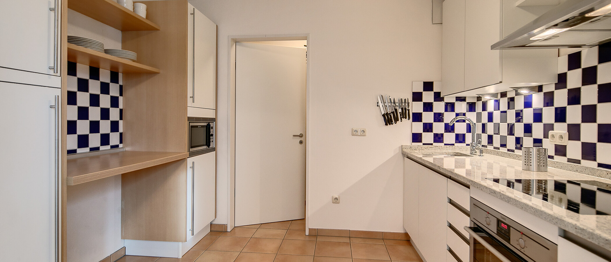 Wohnung München Maxvorstadt - Museumsviertel 03 Küche 3547