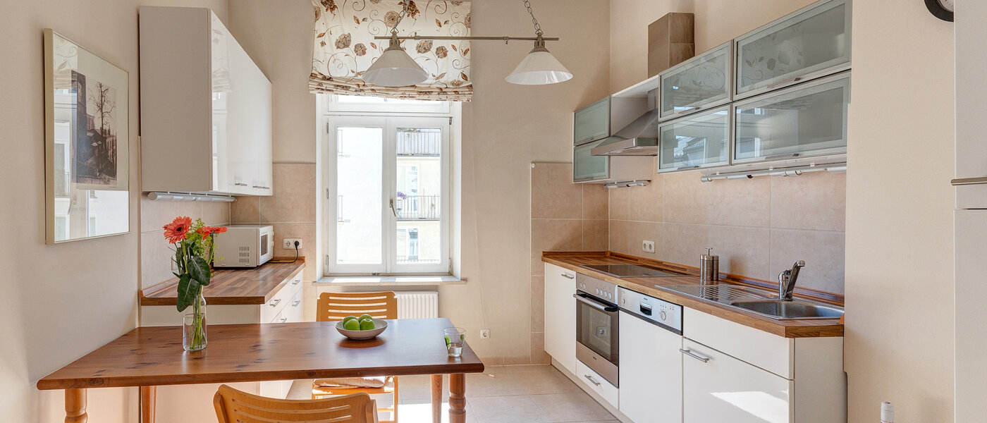 Wohnung München Maxvorstadt - Universitätsviertel 01 Küche 3592