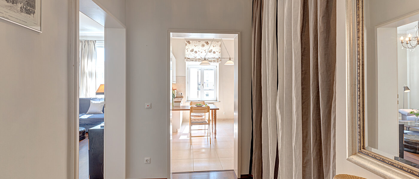 Wohnung München Maxvorstadt - Universitätsviertel 01 Flur/Gang 3592