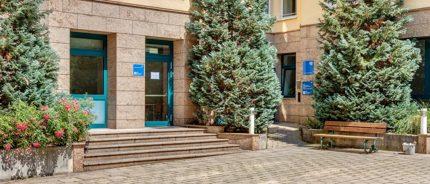 Wohnung München Maxvorstadt - Museumsviertel 01 Innenhof 3668