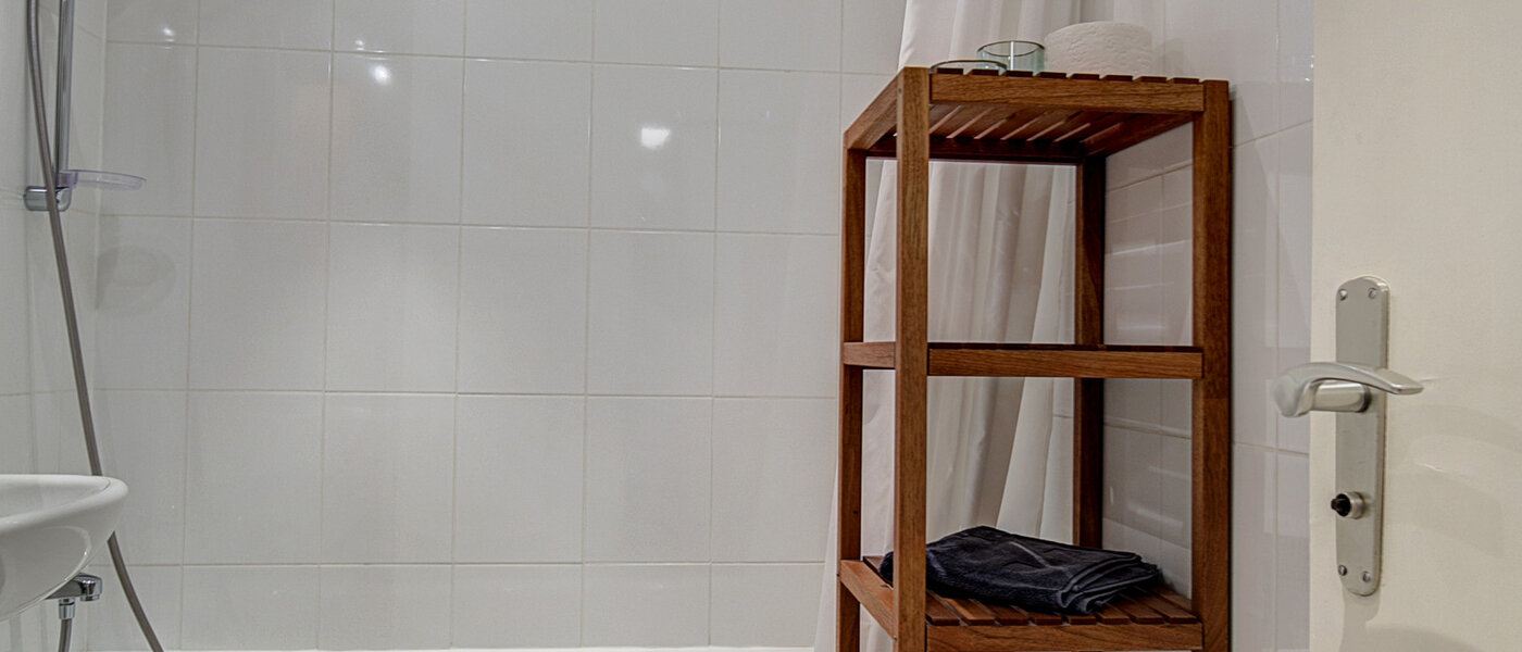 Wohnung München Schwabing (links der Leopoldstraße) 03 Badezimmer 3713