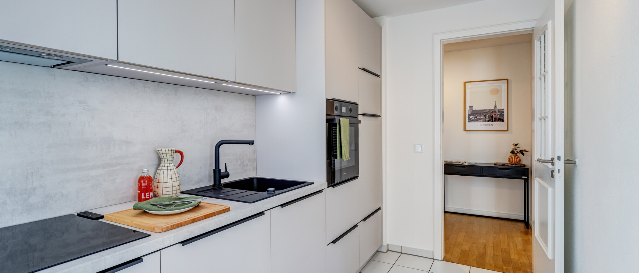 Wohnung München Maxvorstadt - Rund um den Josephsplatz 03 Küche 3735