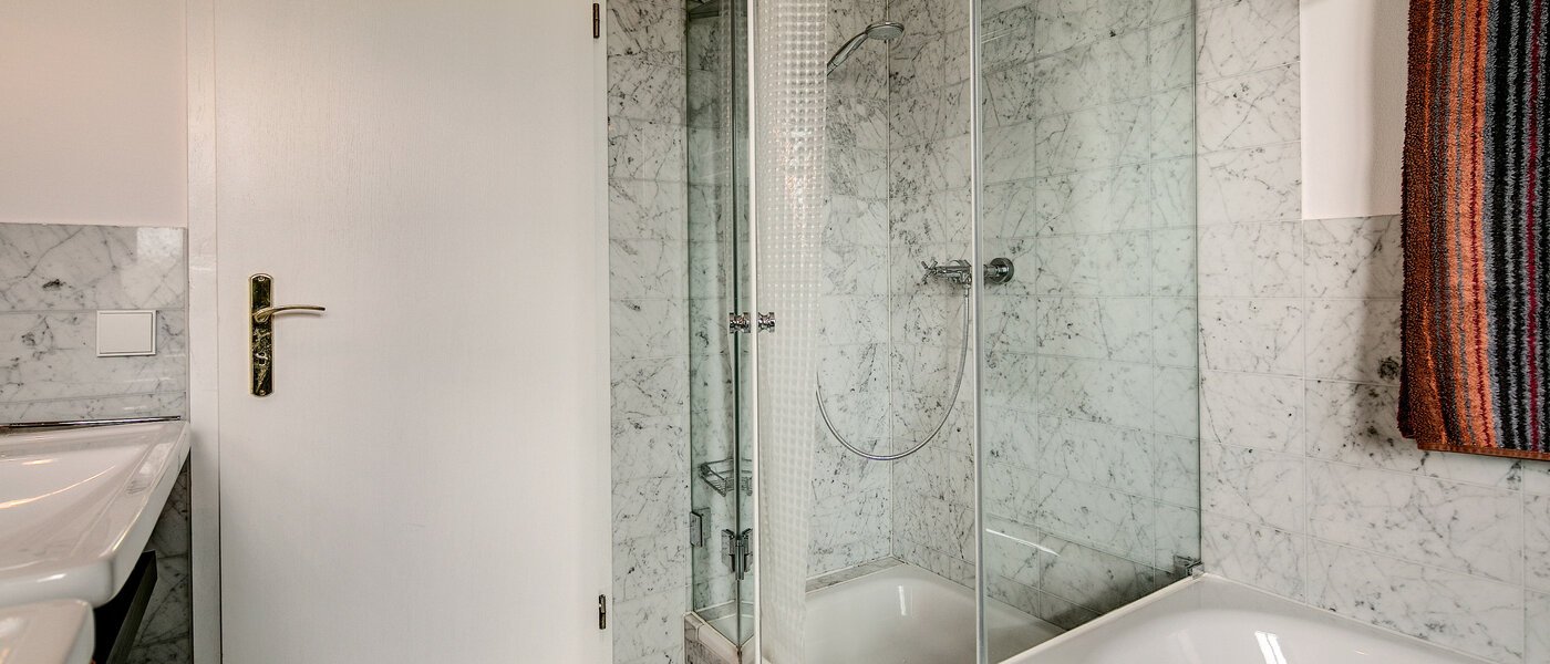 Haus München Kleinhadern 04 Badezimmer 3822