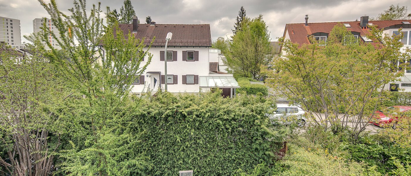 Haus München Kleinhadern 01 Aussicht 3822