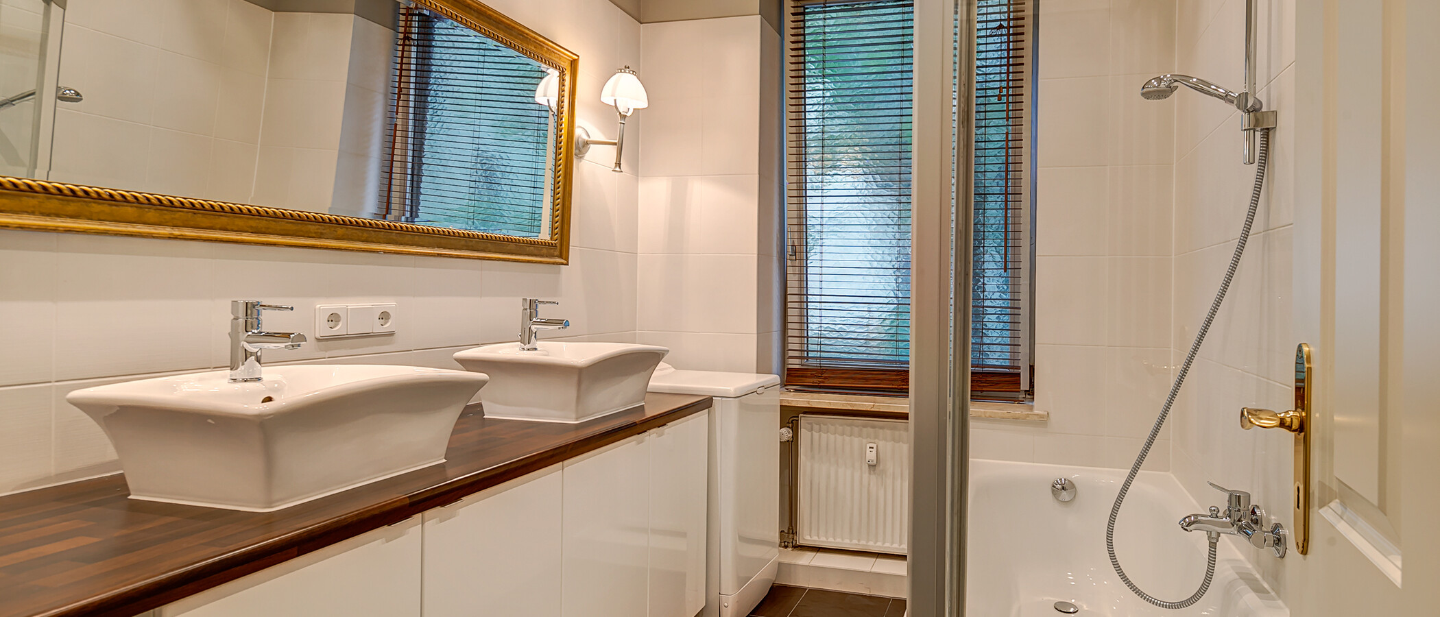 Wohnung München Gärtnerplatzviertel 01 Badezimmer 3840