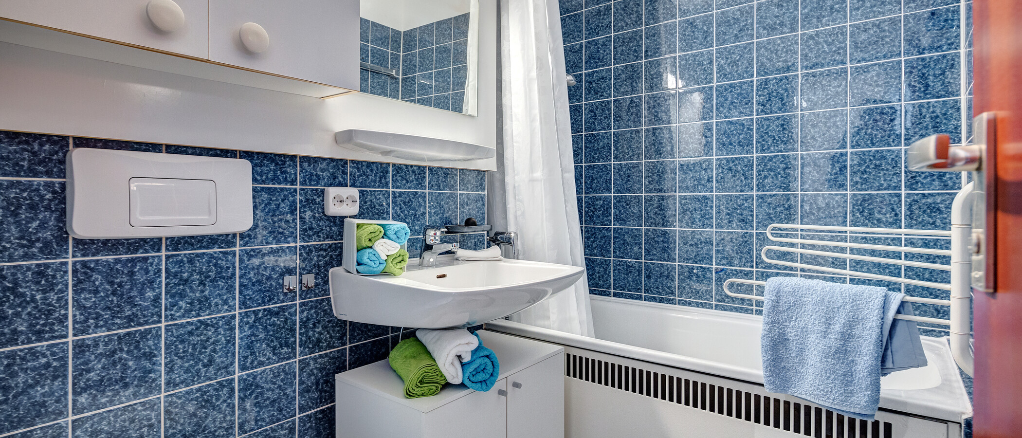 Wohnung München Schwabing (links der Leopoldstraße) 01 Badezimmer 386