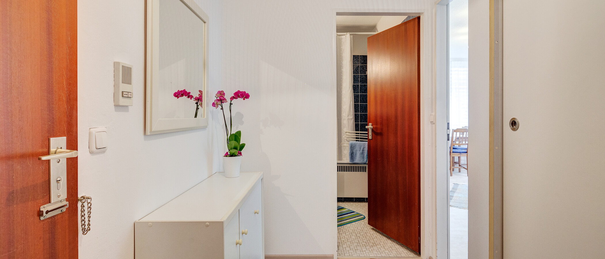 Wohnung München Schwabing (links der Leopoldstraße) 01 Flur/Gang 386