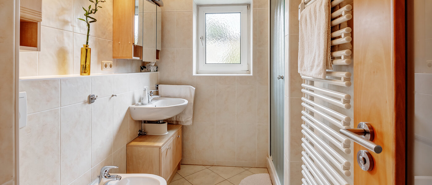 Wohnung München Parkstadt Bogenhausen 01 Badezimmer 4053