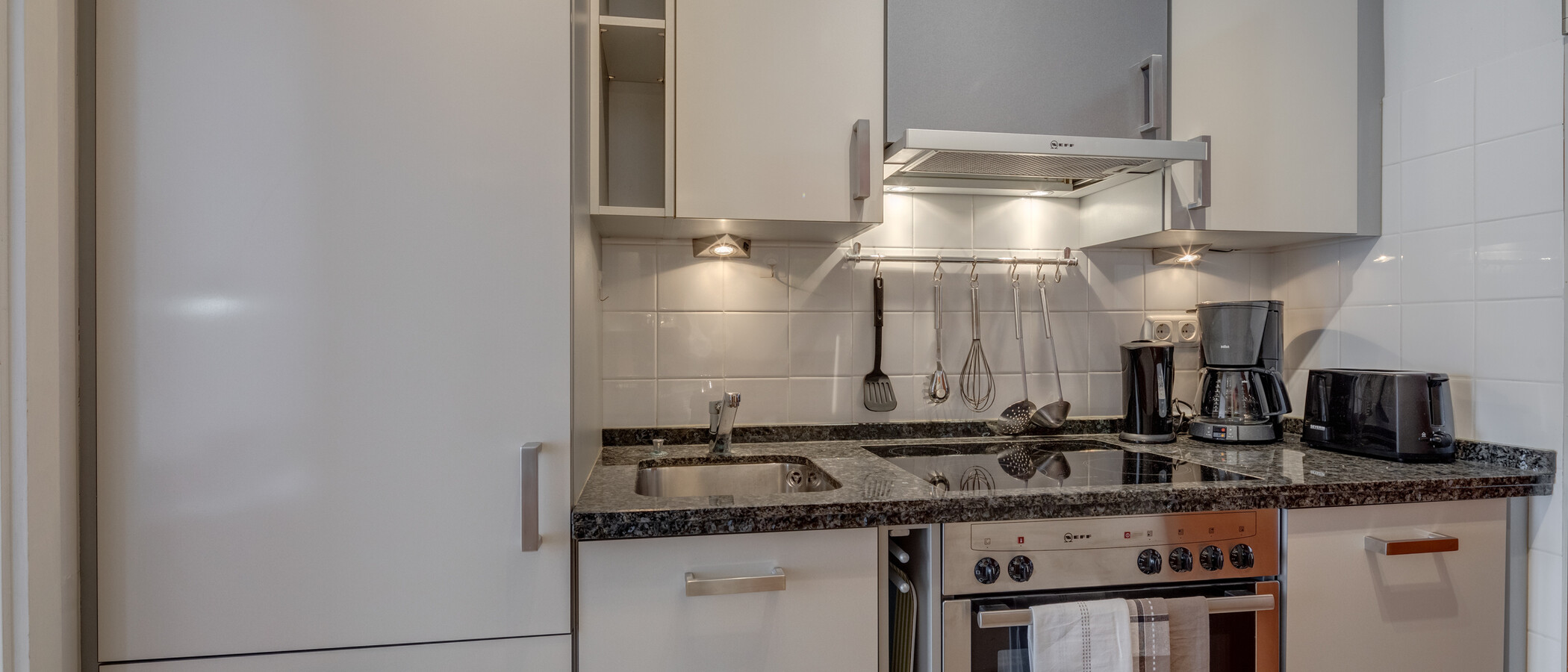 Apartment München Schwabing-West (rund um den Hohenzollernplatz) 01 Küche 4086