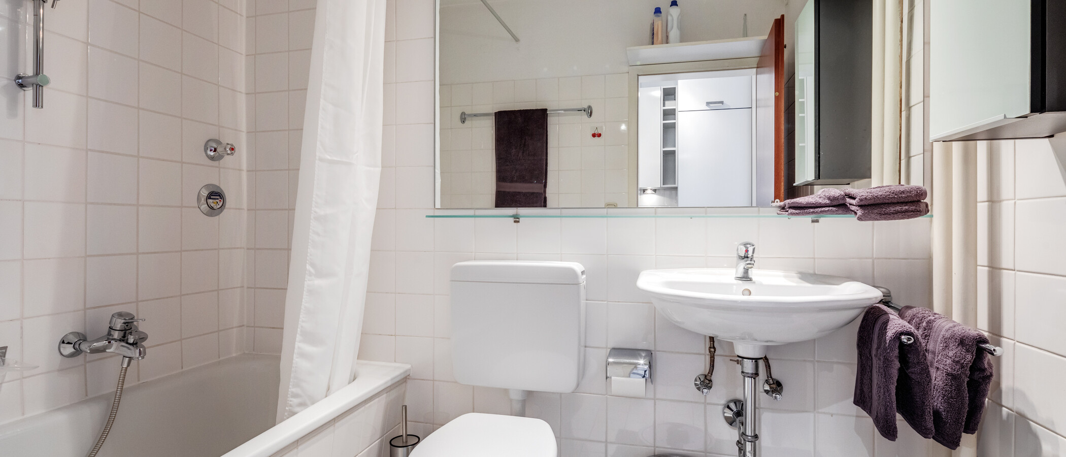 Apartment München Schwabing-West (rund um den Hohenzollernplatz) 01 Badezimmer 4086