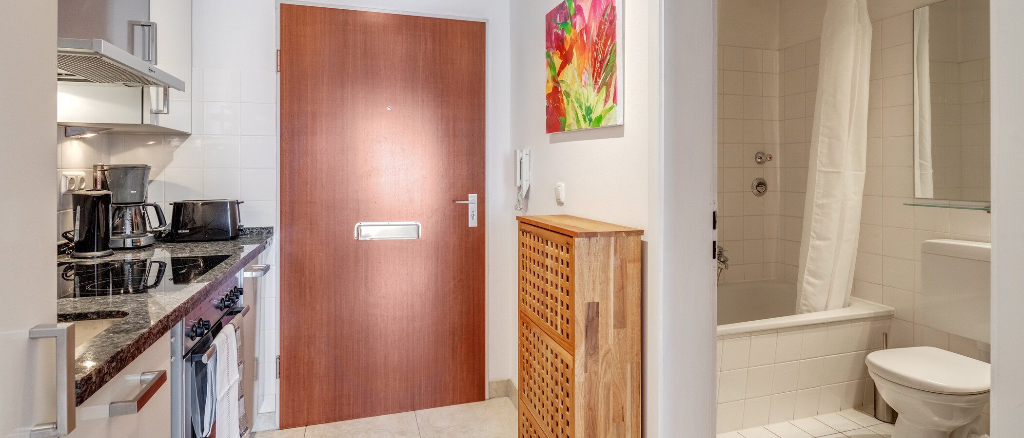 Apartment München Schwabing-West (rund um den Hohenzollernplatz) 02 Flur/Gang 4086