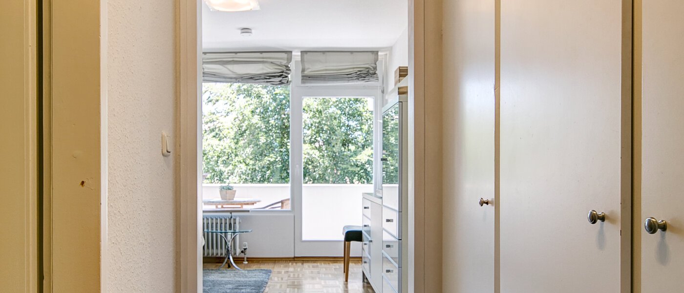 Apartment München Schwabing-Nord (zw. Leopoldstraße & Englischen Garten) 01 Flur/Gang 4089