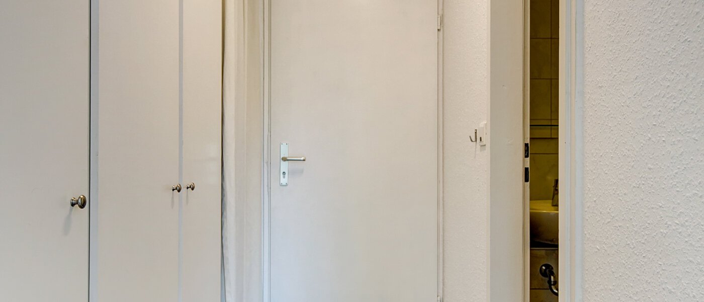 Apartment München Schwabing-Nord (zw. Leopoldstraße & Englischen Garten) 02 Flur/Gang 4089