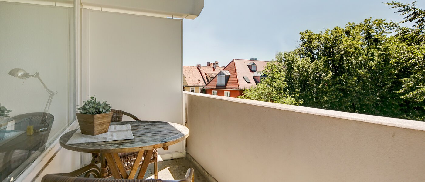 Apartment München Schwabing-Nord (zw. Leopoldstraße & Englischen Garten) 01 Balkon 4089