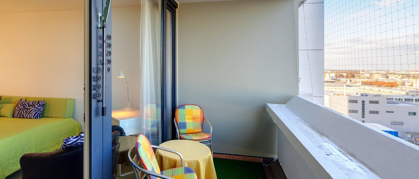 Apartment München Olympiadorf 01 Balkon 413