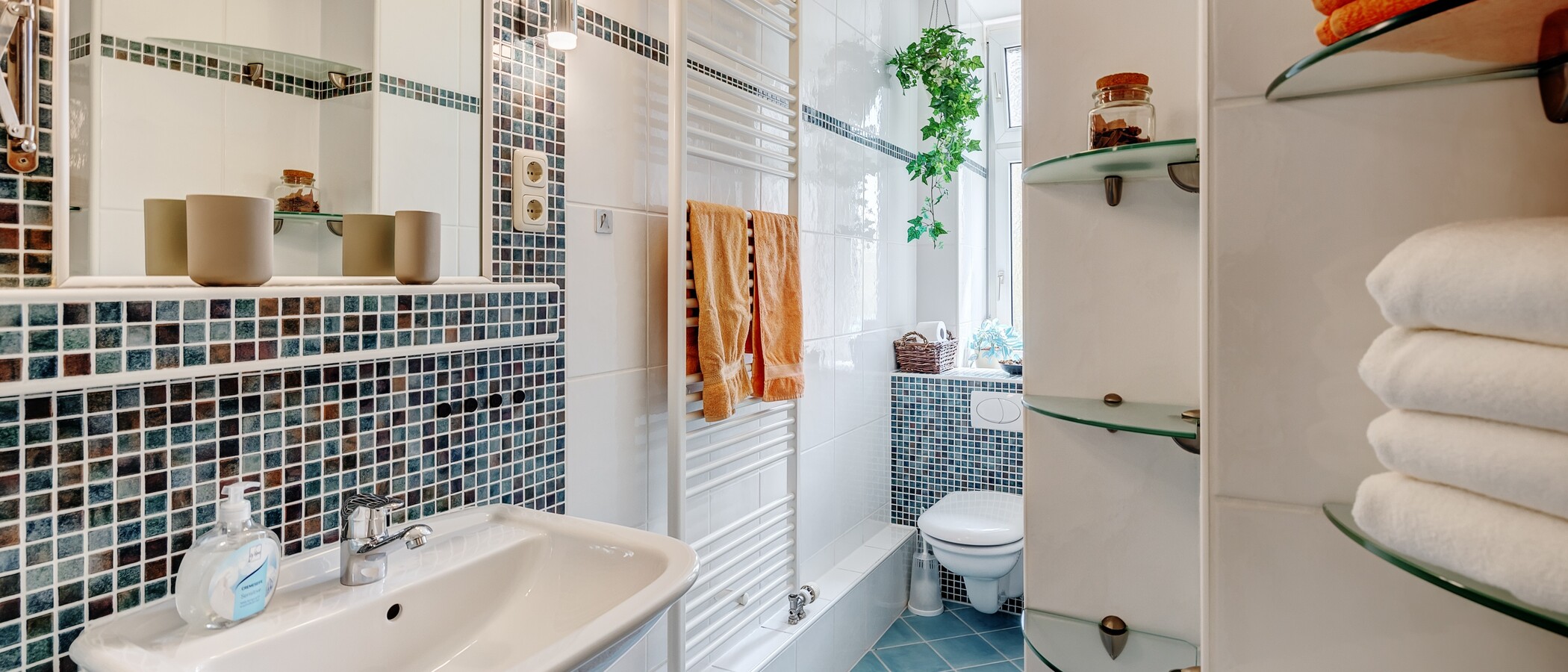 Dachgeschosswohnung München Obergiesing 01 Badezimmer 4141