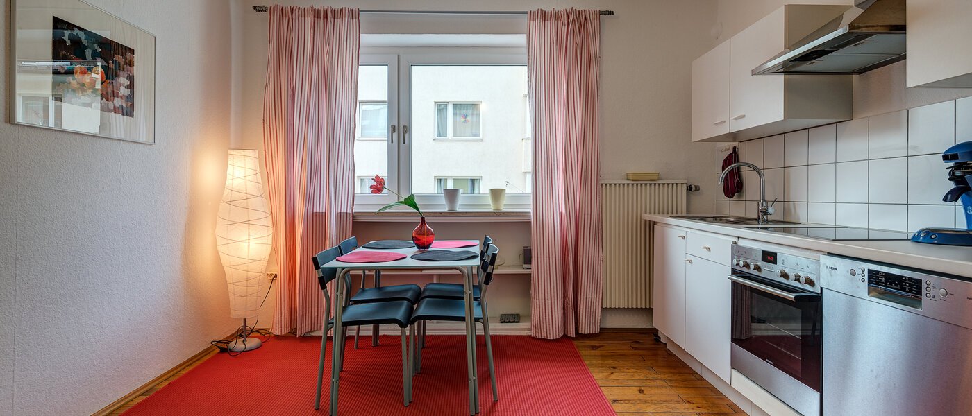 Wohnung München Maxvorstadt - Universitätsviertel 01 Küche 4156